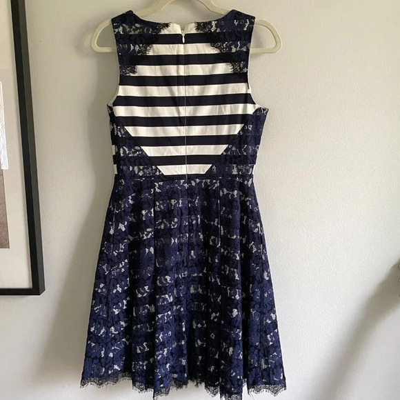 NWT RW&Co Cotton Blend Nautical Lace Striped Navy & White Cocktail Dress Size 6 - Picture 2 of 12